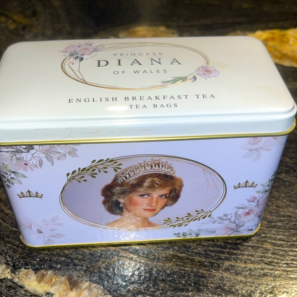 Lady Diana Di Princess of Wales trinket BOX English breakfast tea COLLECTOR TIN